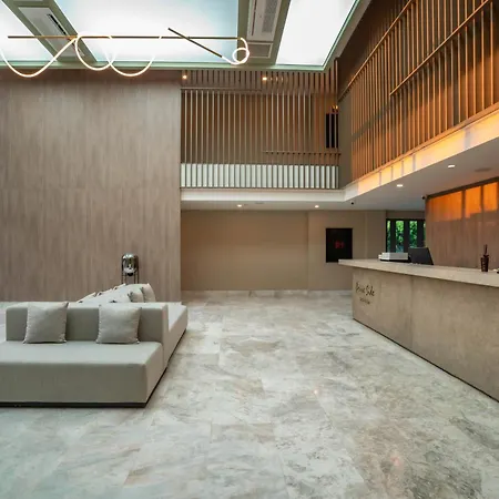 Lägenhetshotell Prive & - Adults Only 16 Side