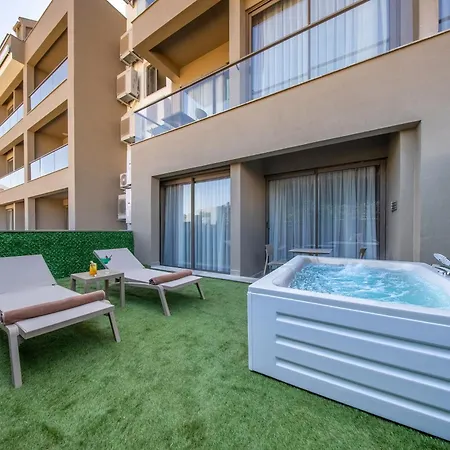 Prive & - Adults Only 16 Lägenhetshotell Side