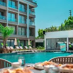 Prive & - Adults Only 16 Aparthotel Side