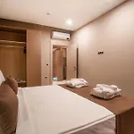Prive & - Adults Only 16 Appart hôtel