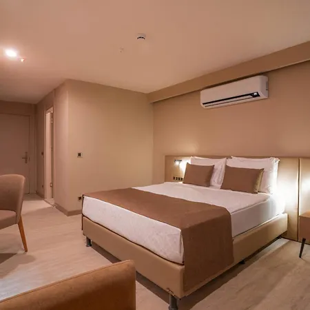 Prive & - Adults Only 16 Aparthotel 4*