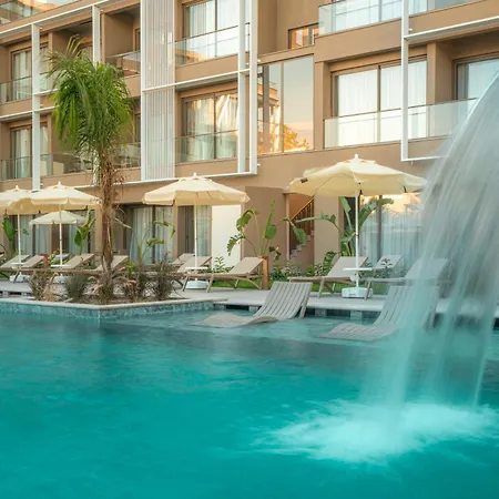 Prive & - Adults Only 16 Apart Otel