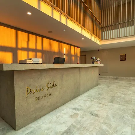 Prive & - Adults Only 16 Side