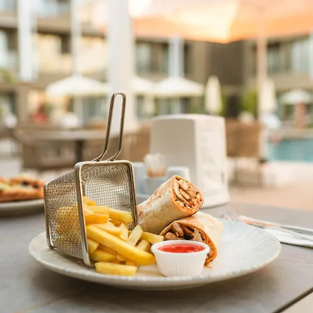 Prive & - Adults Only 16 Апарт-отель Сиде