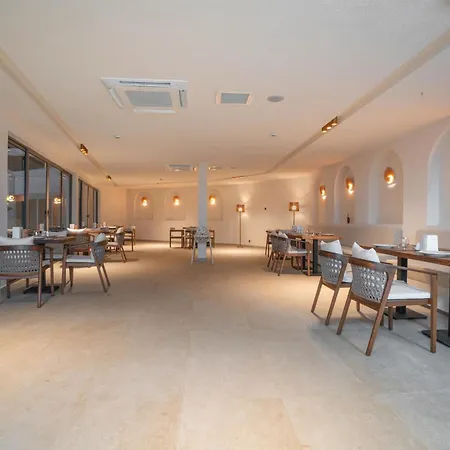 Aparthotel Prive & - Adults Only 16 Side