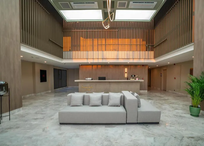 Prive & - Adults Only 16 Hotel apartamentowy 4*