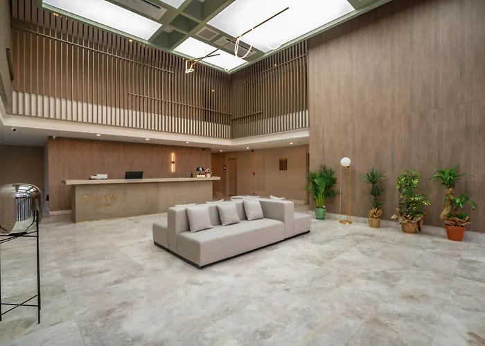 Prive & - Adults Only 16 Hotel apartamentowy 4*