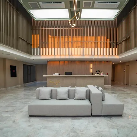 Prive & - Adults Only 16 Apartahotel 4*