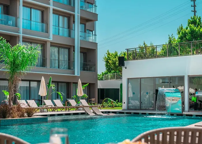 Prive & - Adults Only 16 Apartmanhotel Side